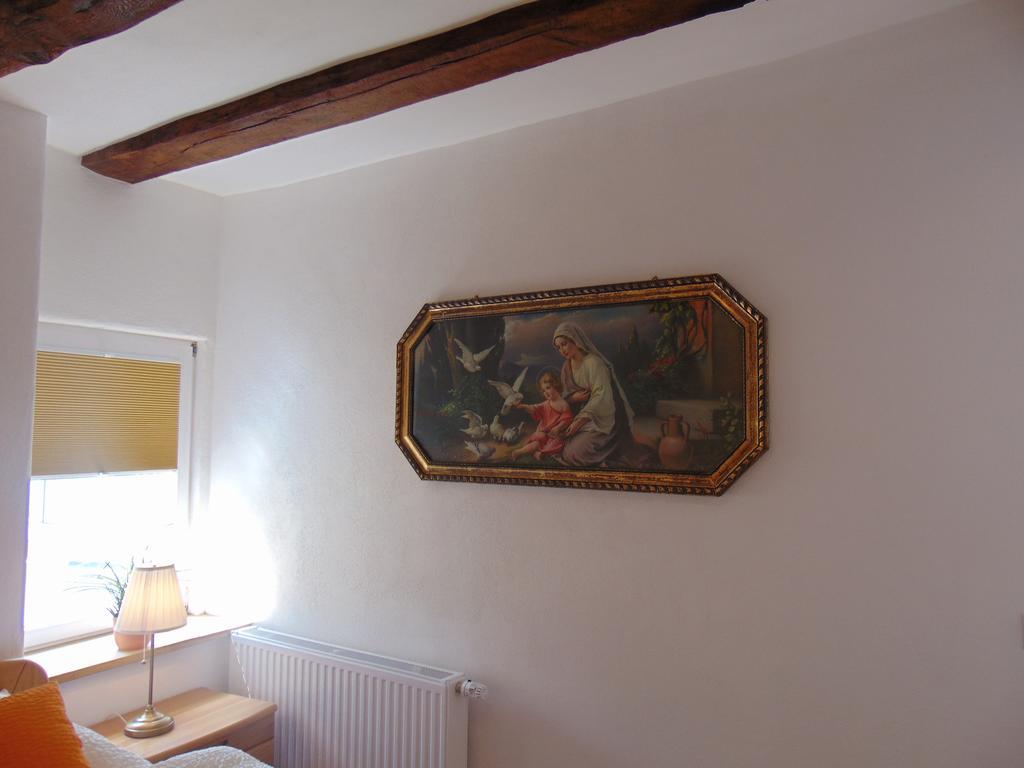 Ferienwohnung Bergblick /Moseltal Burgen  Kültér fotó